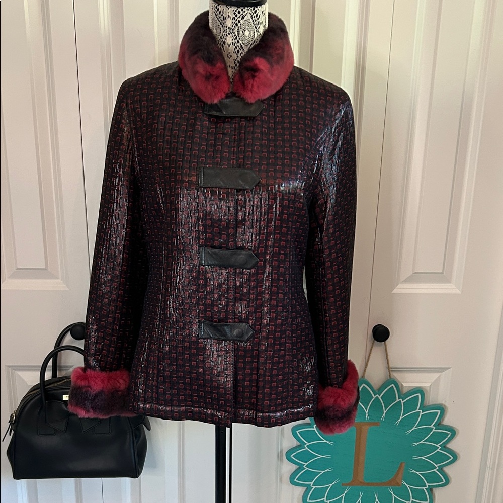 Elegant Burgundy Women's Jacket with Faux Fur Trim